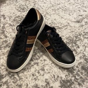 Brand New Skechers Air Cooled Memory Foam